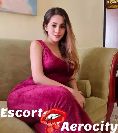 Aerocity Escort in Russian